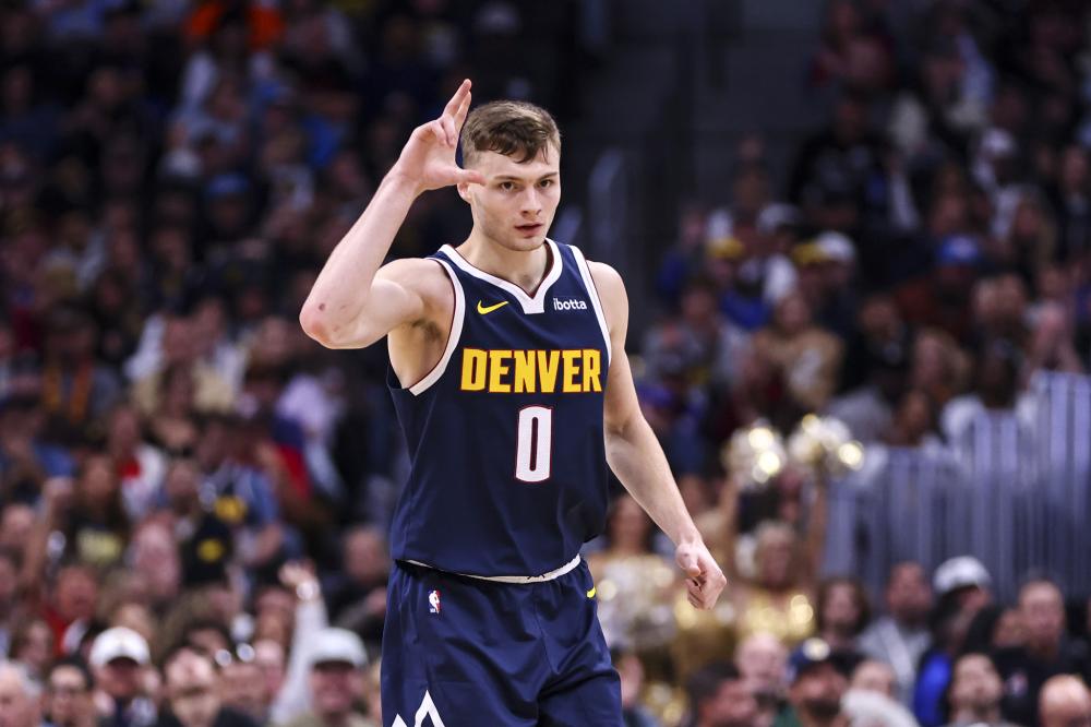 伤病不断 伤病不断