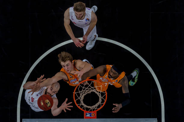 他在第三场 他在第三场